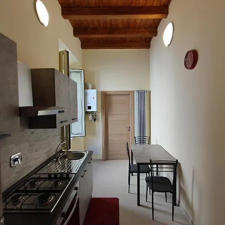 In Centro Rooms And Apartments Isola di Liri Exterior foto