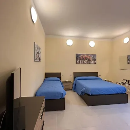 In Centro Rooms And Apartments Isola di Liri Exterior foto