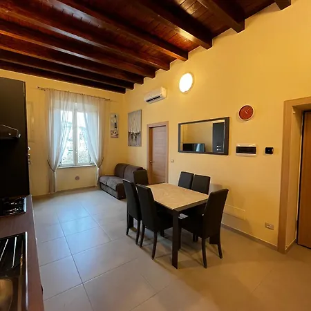 In Centro Rooms And Apartments Isola di Liri Exterior foto