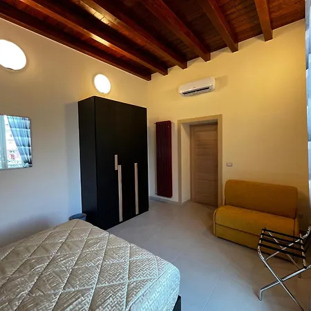 In Centro Rooms And Apartments Isola di Liri Exterior foto
